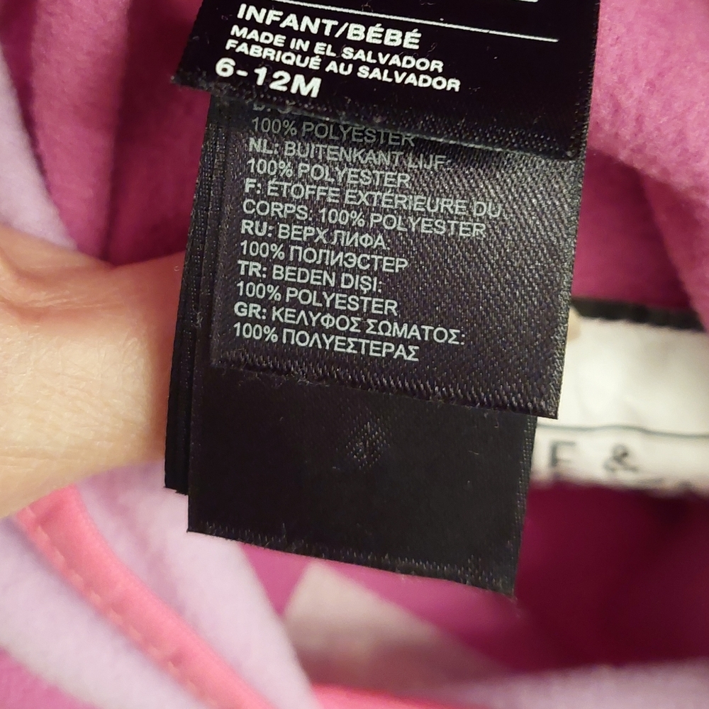 Tate gift..Infant girls Under Armour Nwot one piece hoodie coat size 6-12 months - Picture 7 of 9